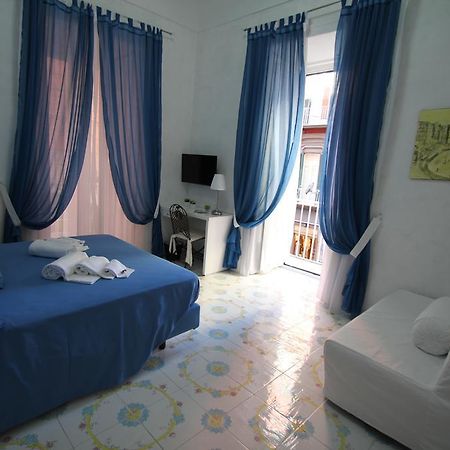 Le Vie Di Napoli B&B Kültér fotó
