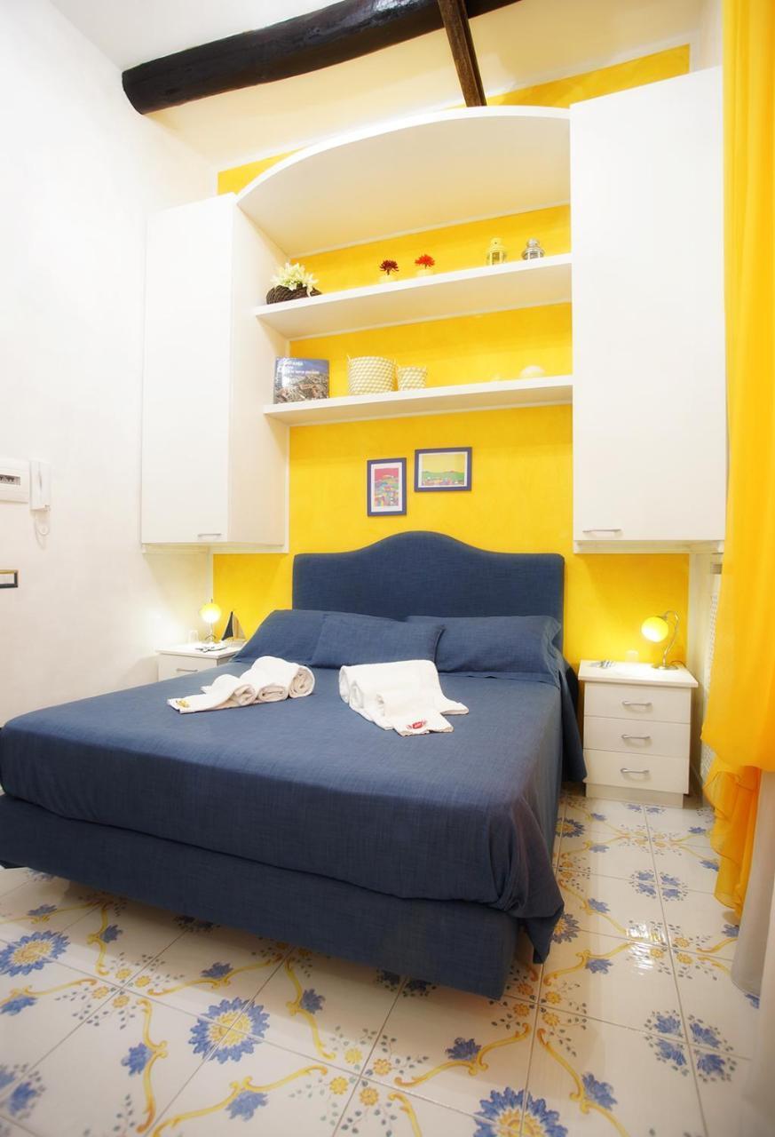 Le Vie Di Napoli B&B Kültér fotó